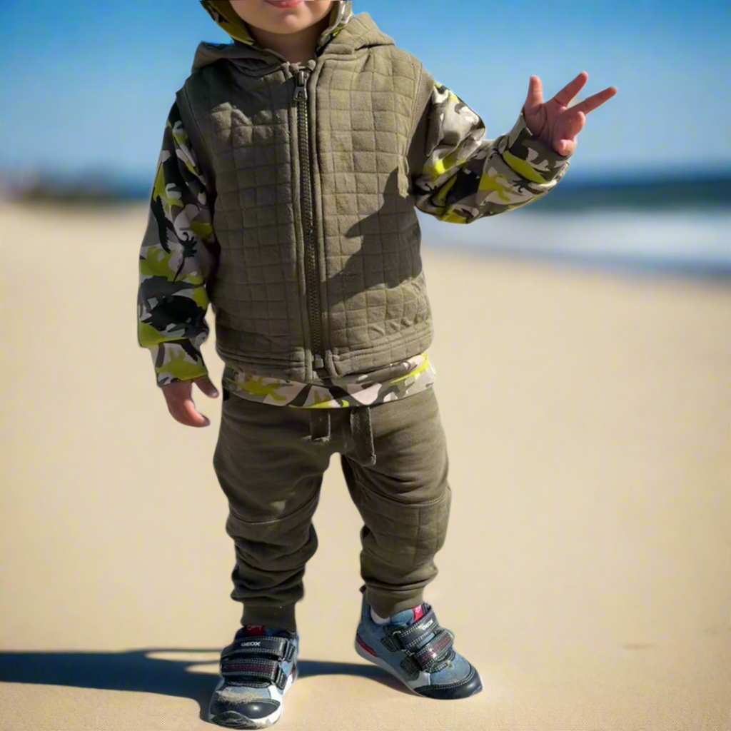 Set 3 piese sport: vesta, bluza si pantaloni PANCO - Dino Jungle, Kaki, pentru baietei