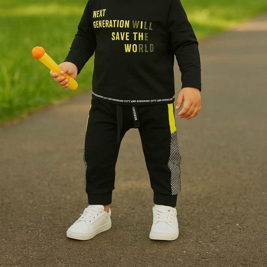 Pantaloni sport cu dunga galbena in parti PANCO - City Boys, Negru si Galben Fosforescent, pentru baietei